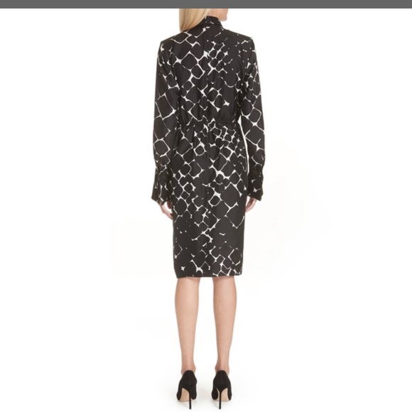 Marc Jacobs Black Abstract Print Silk Dress - Picture 3 of 11